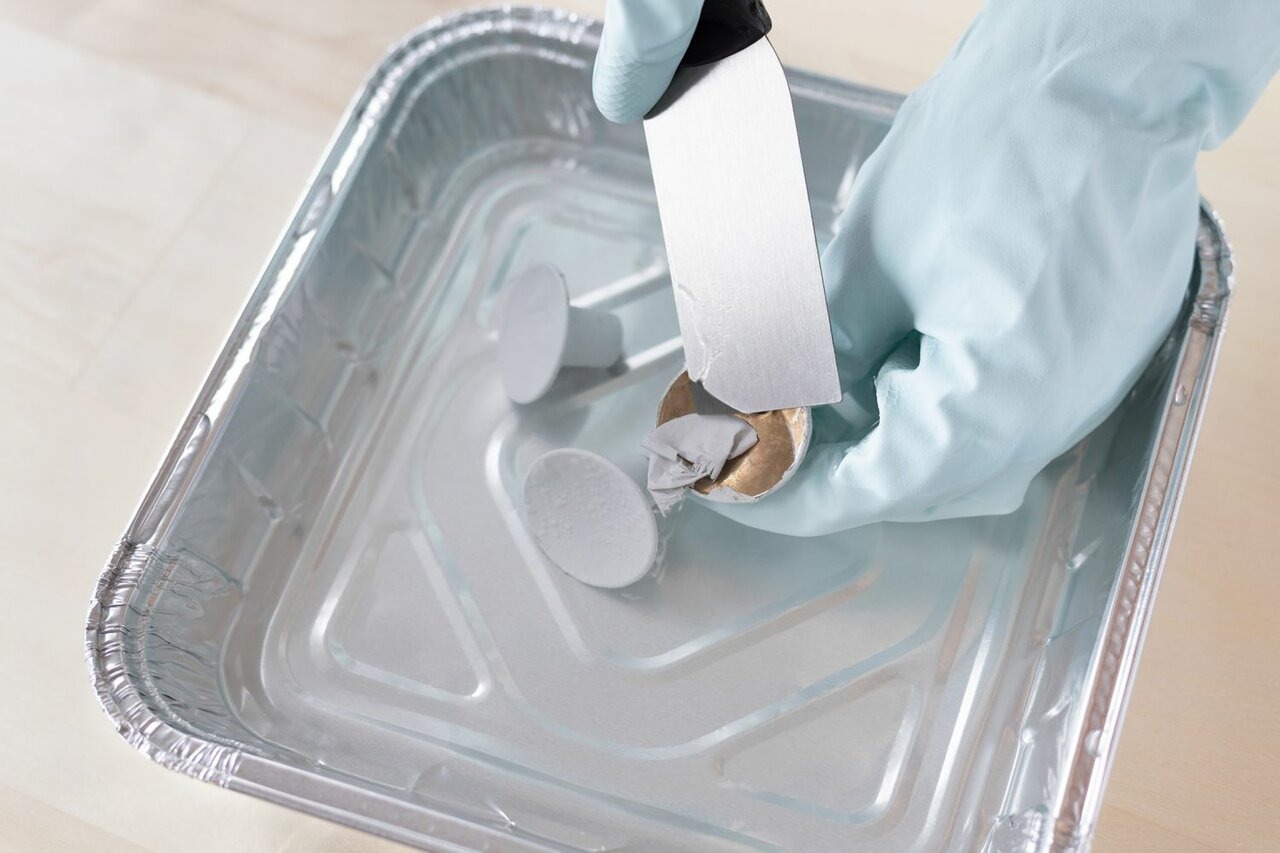 how to remove paint from metal